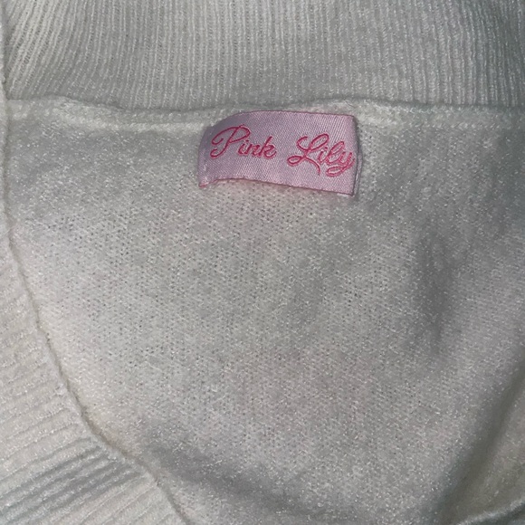pink lily sweater - Picture 3 of 3